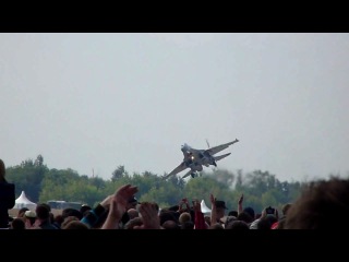 su-35 generation 4 fighter  landing pilot sergei bogdan