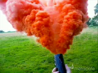 smoke bomb 2 (detonator)